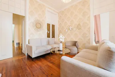 Image de Spacious - 6 Bed - Super Central - lux