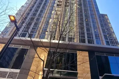 Image de Luxury 2 bedroom condo apartment in the Heart of DownTown Yorkville -Toronto,