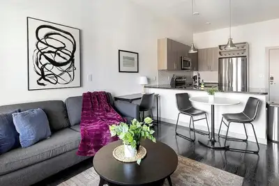 Image de Landing | Stunning 1bd, Gym, Pool