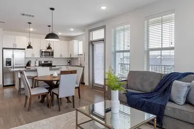 Image de Landing | Stylish 2bd, Gym, Game Room