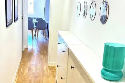 Image de New Listing. Long Stays. Downtown Flat Valencia, walking distance to everything!