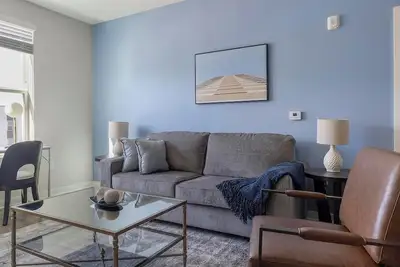 Image de Landing | Stunning 2bd, Pool, Clubhouse