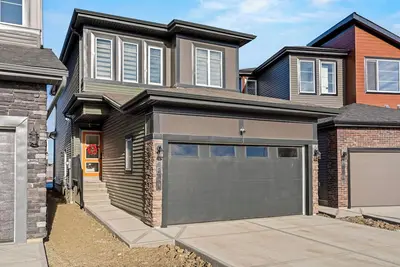 Image de Cozy 3br Entire Home Near Yeg /Wem Sleeps 8