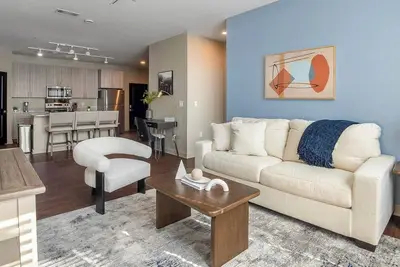 Image de Landing | Modern 2bd, Pool, Clubhouse