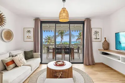 Image de Beautiful 2-bedroom apartment with ocean view