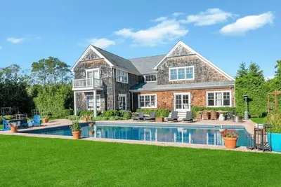 Image de Spacious Shinnecock Hills Home, Minutes from the Course, Traditional. . .