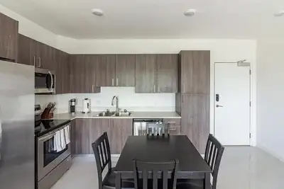 Image de Landing | Amazing 2bd, Pool, Gym