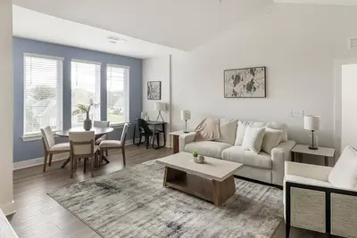 Image de Landing | Incredible 2bd, Clubhouse, Courtyard