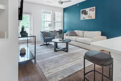 Image de Landing | Beautiful 2bd, Yoga Studio, Clubhouse