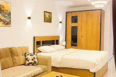 Image de Luxury Studio, pool, private beach & close to Airport