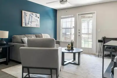 Image de Landing | Stylish 2bd, Clubhouse, Gym