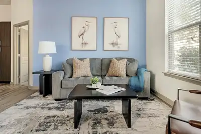 Image de Landing | Stunning 2bd, Pool, Game Room