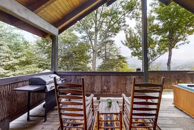 Image de Mountain View Cabin Escape・Near Park・Grill・Hot Tub