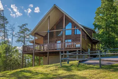 Image de Dog Welcome Getaway, Sleeps 6・Hot Tub・Mtn Views