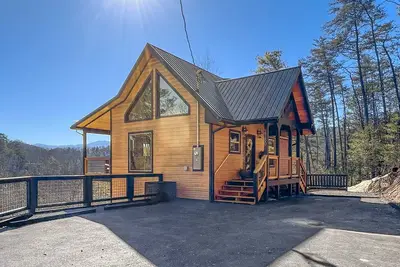 Image de Sunlit Cabin・Hot Tub・Balcony・Views・Free Ticket