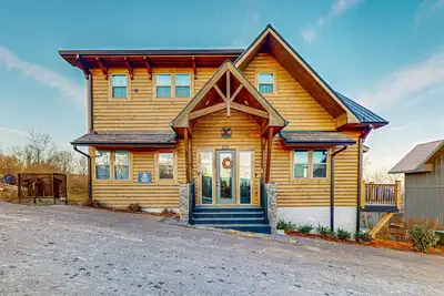 Image de Douglas Lake • Private Pool • Hot Tub • Sleeps 8