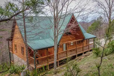 Image de 3br Wears Valley Cabin with Game Room & Hot Tub