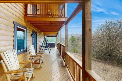Image de Cozy Cabin, Sleeps 7・Hot tub・Pool table・Foosball