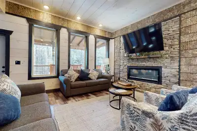 Image de Cozy Cabin, Sleep 12・Indoor pool・Theater/Game Room