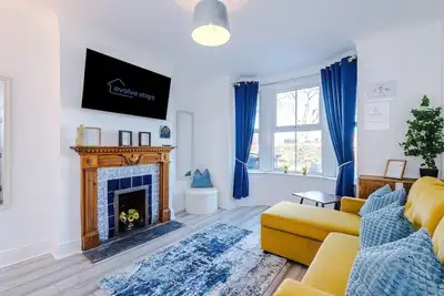 Image de Game Room | Cosy 3bed Home in Chester