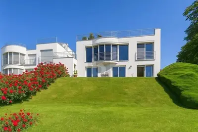 Image de 4-bedroom Villa in Cologny Geneva with Lake View