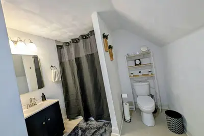 Image de Cozy 2-bedroom renovated house in Beloit with Ac