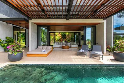 Image de Uvita Luxury, New, 5 Bdrs, close 2 beach!