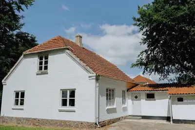 Image de Bright modern holiday home near Hindemae