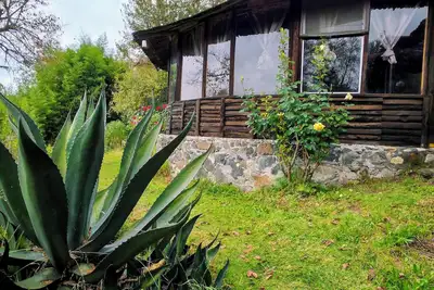 Image de Lirio: Private Garden, Arcade & Lake View, 2km from Huasca's downtown.