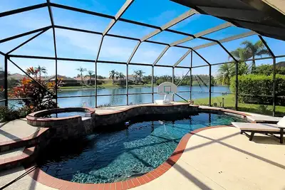 Image de Private River Strand pool home with golf membership - Villa Milano