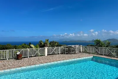 Image de Peaceful Caribbean Villa with Ocean Sunset Views, Pool, and Wellness Vibe