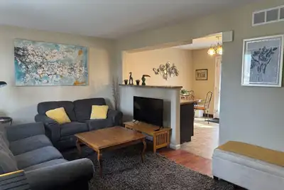 Image de Cozy two bedroom duplex in central neighborhood