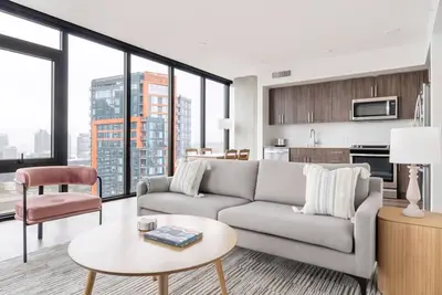 Image de Blueground | First Hill, rooftop pool, nr Seattle Art Museum