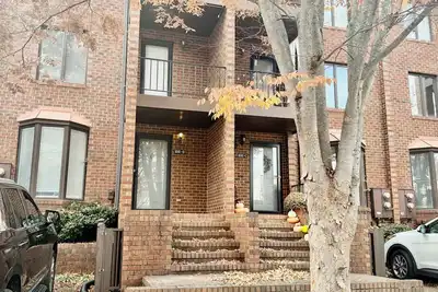 Image de Two Bedroom Townhome – College Hill, Downtown Greensboro