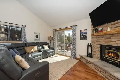 Image de Lovely and spacious 3 bedroom family condo
