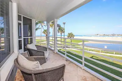 Image de Lands End 1633 - Panoramic water views