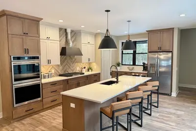 Image de New! Courtyard Country Club - Private Pool & Hot Tub!