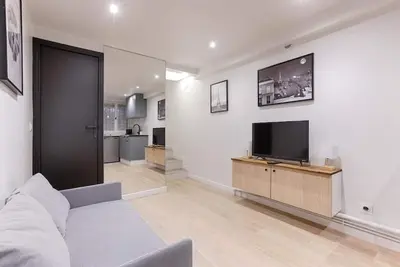 Image de Superbe Duplex 1br au Cœur du Sentier – Passage Sainte-Foy