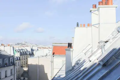 Image de Charmant appartement avec vue à Paris