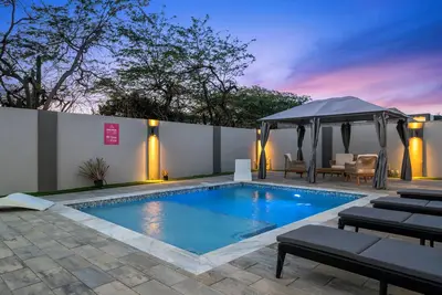 Prime location • Private pool & Bbq