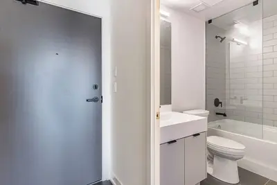 Image de Bright Modern Loft Near Queen West & Bmo Field