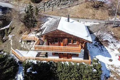 Image de Chalet pour 6 personnes : 1 chambre double - 2 chambres avec lits superposés - salle de bain avec Wc