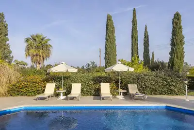 Image de The Arches, pool, table tennis, gardens, great location in Latchi