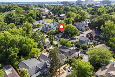 Downtown 1900s Victorian Retreat