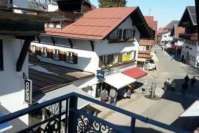 Image de Apartment 8 - Georg Mayer House