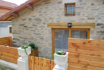 Image de Au chant de la fontaine - gîte la bruyère - St Laurent les Bains