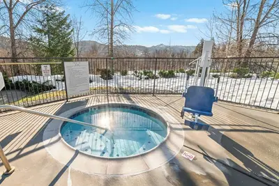 Image de 1 Mi to Leavenworth: 2br Retreat w/ Pool & Hot Tub