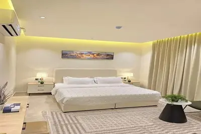 Image de Lp50. 6 Premium 3-Bedroom Retreat  Near Top Malls & Kafd