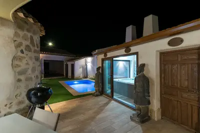 Image de La Casa De Felisin, retraite rurale près du Puy du Fou avec piscine privée à Tolède