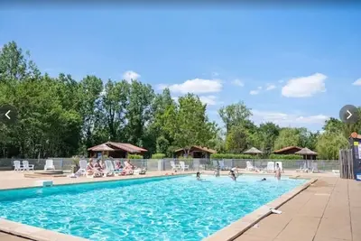 Image de Chalet «Bois 5» avec piscine partagée et terrasse privée